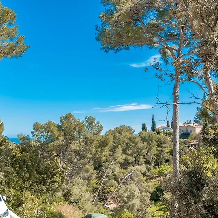 Grand T2 Clim & Wifi En Rez De Proche Hyères